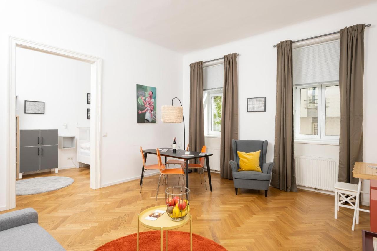 וינה Luxury Suites Liechtenstein מראה חיצוני תמונה